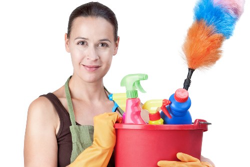 Deep fabric cleaning process for upholstered furniture