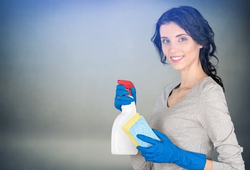 Signs curtains in Archway need professional cleaning